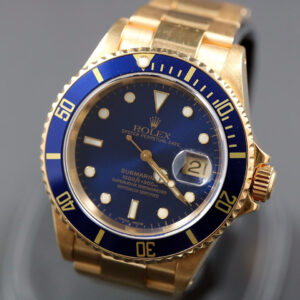 Rolex Oyster Perpetual Date Submariner 16618 from 2002 – Full Set – Mint – No polished