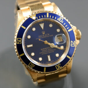 Rolex Oyster Perpetual Date Submariner 16618 from 2002 – Full Set – Mint – No polished