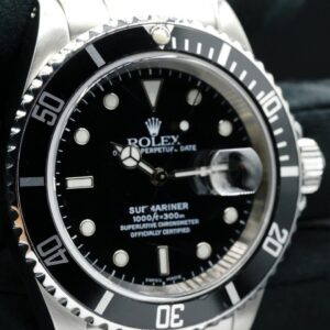 Rolex Submariner Date 16610